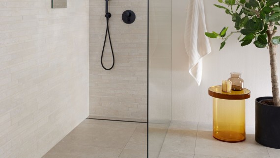 Душевая зона с Geberit Cleanline Душевая зона с Geberit Cleanline