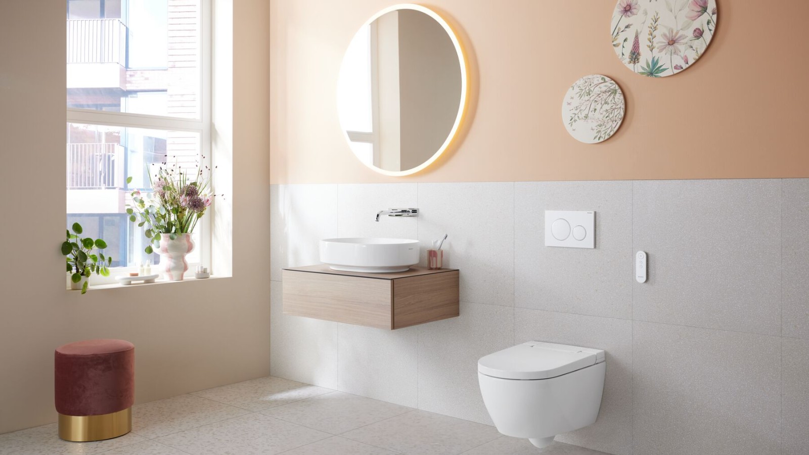 Ванная комната с унитазом-биде Geberit AquaClean Alba Ванная комната с унитазом-биде Geberit AquaClean Alba