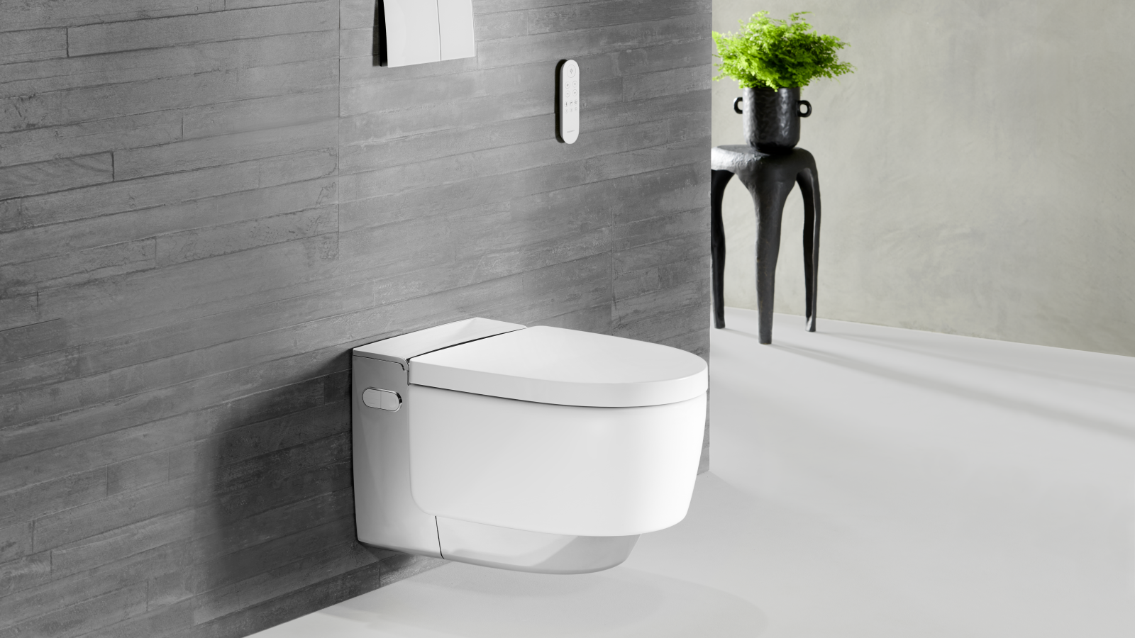 Geberit AquaClean Mera Comfort с хромированным покрытием и пультом дистанционного управления Sigma70