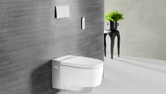 Geberit AquaClean Mera Comfort с хромированным покрытием и пультом дистанционного управления Sigma70