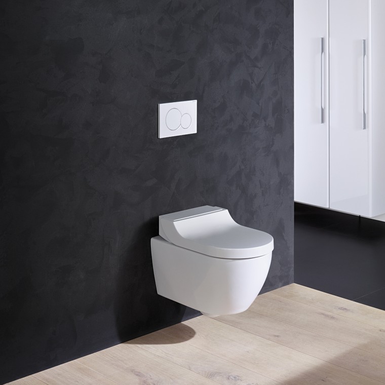 Унитаз-биде Geberit AquaClean Tuma с белой крышкой Унитаз-биде Geberit AquaClean Tuma с белой крышкой