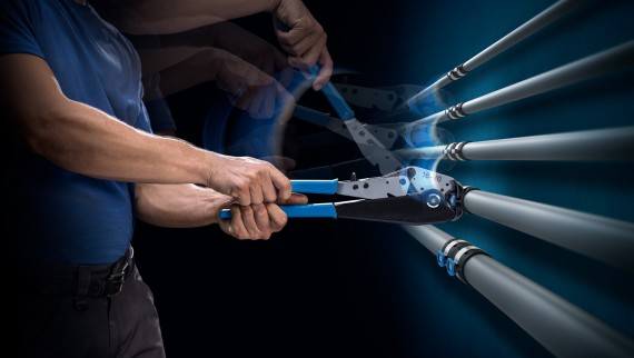 Geberit FlowFit: больше не нужно менять инструменты Geberit FlowFit: больше не нужно менять инструменты
