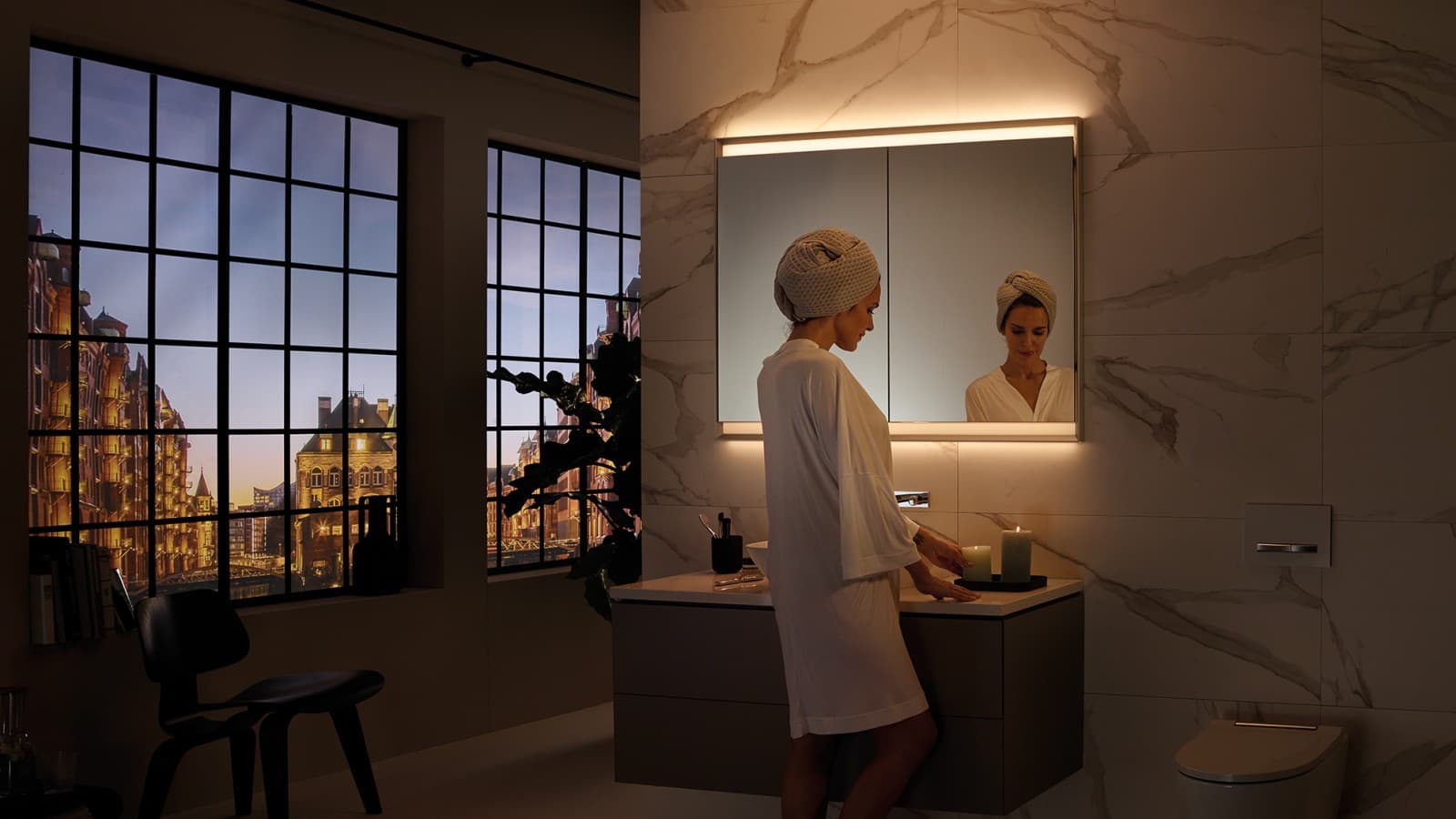 Освещение в ванной комнате (© Geberit) Освещение в ванной комнате (© Geberit)