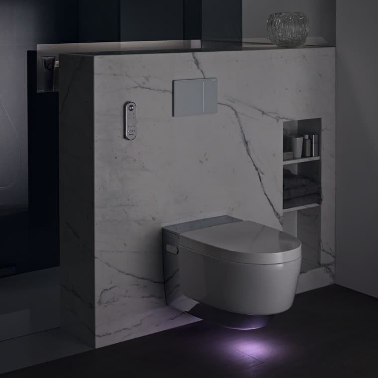 Унитаз-биде Geberit AquaClean Mera с ночной подсветкой Унитаз-биде Geberit AquaClean Mera с ночной подсветкой