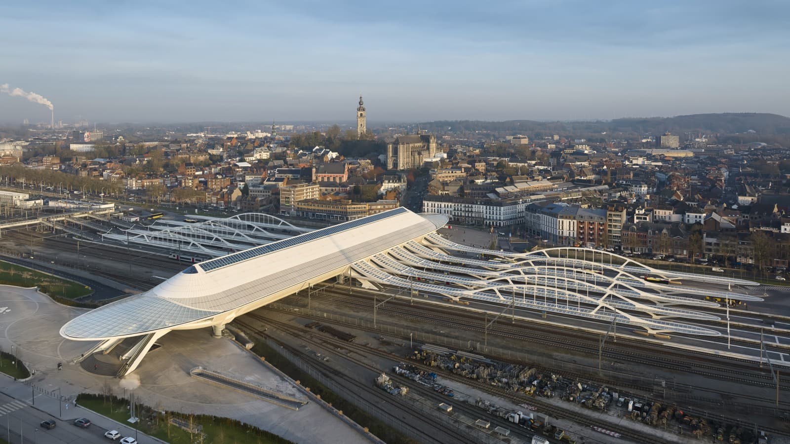 Aerial view of the new railway station in Mons, Belgium (© Oliver Schuh, Palladium Photodesign) Aerial view of the new railway station in Mons, Belgium (© Oliver Schuh, Palladium Photodesign)